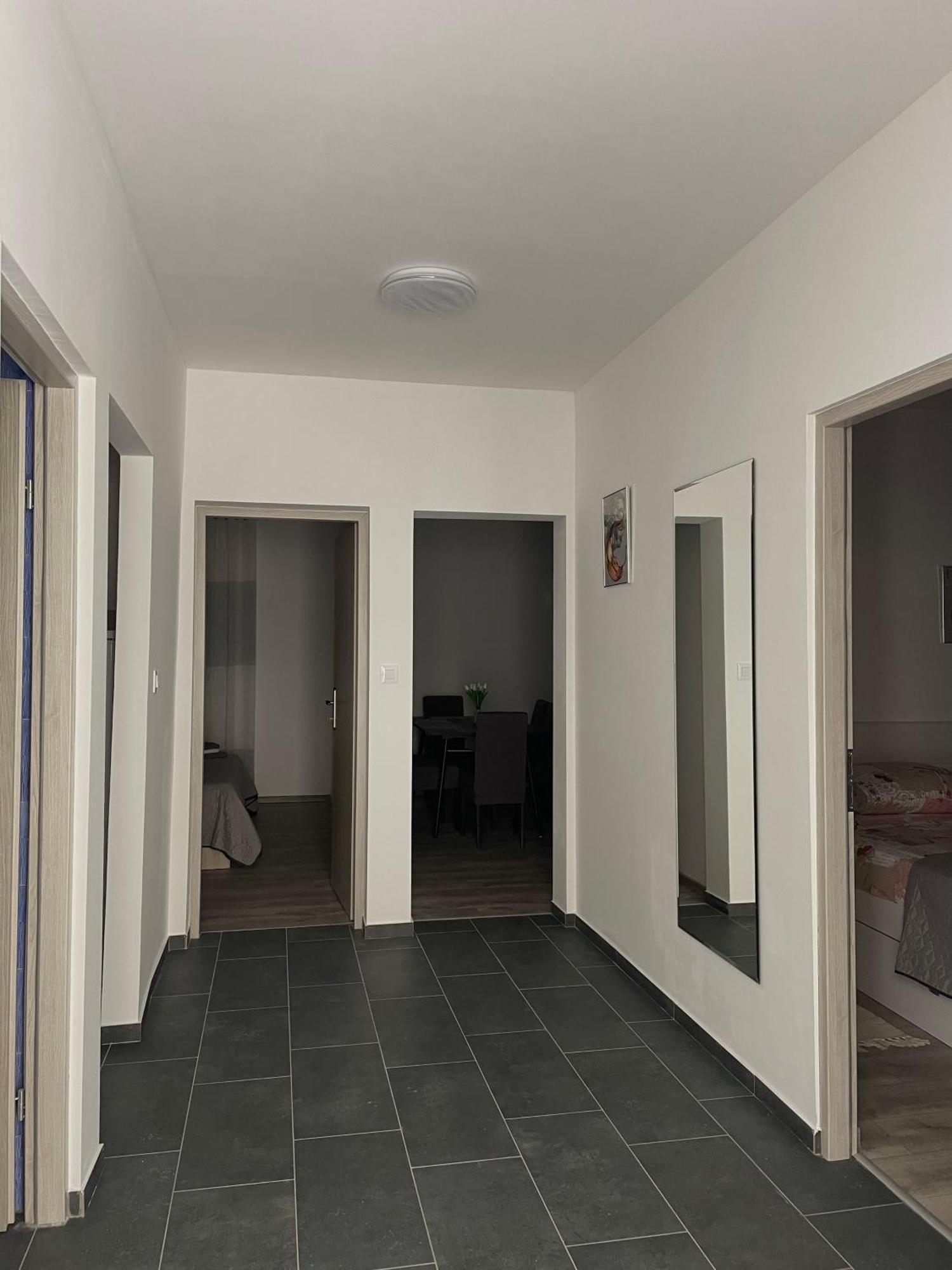 Anamaria Apartman Kaštela Kültér fotó