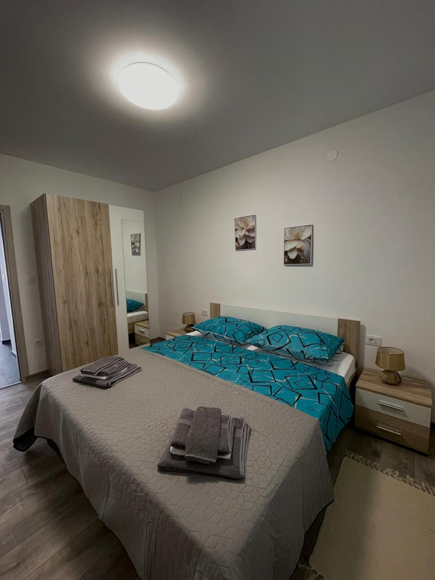 Anamaria Apartman Kaštela Kültér fotó