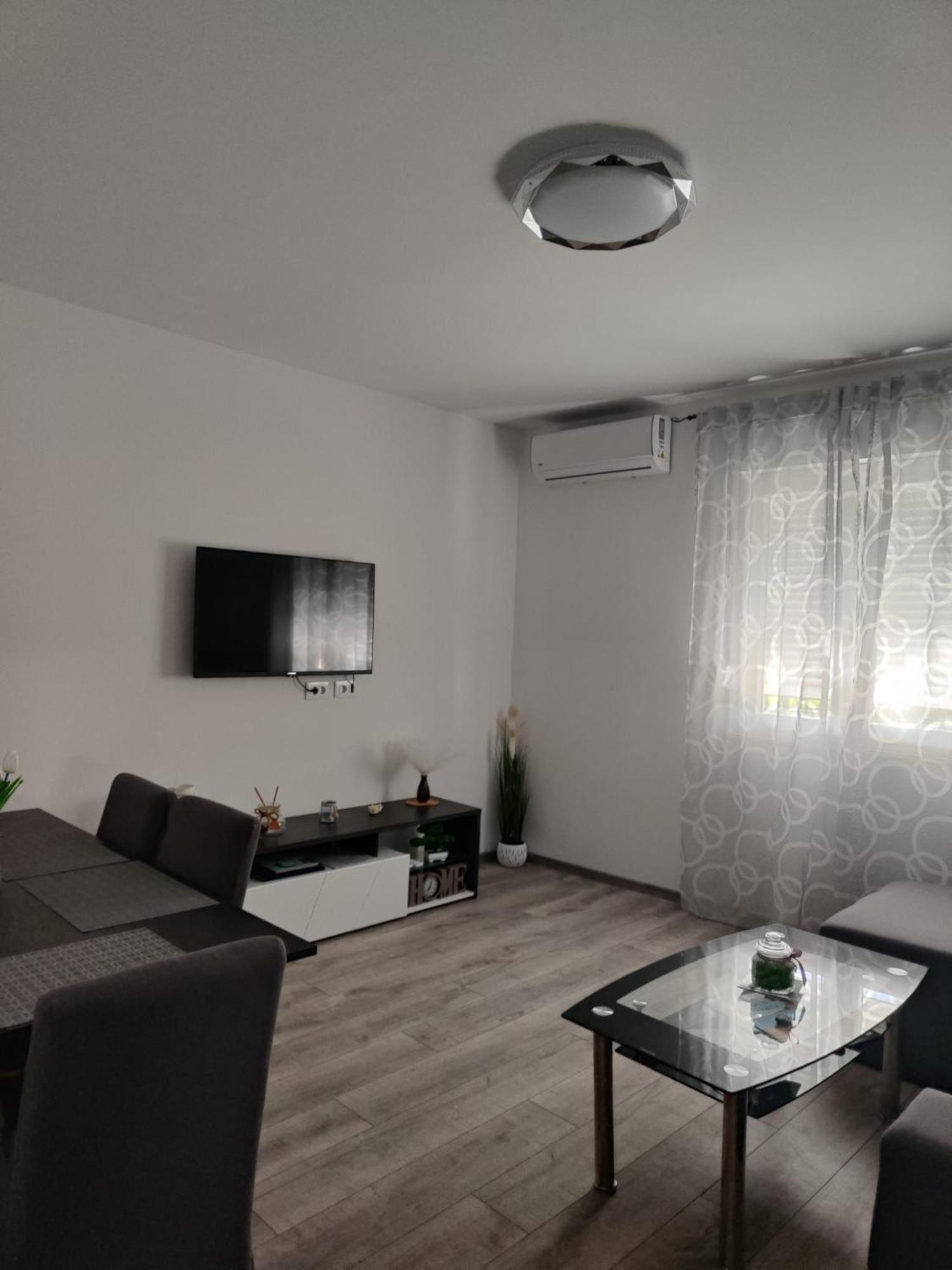 Anamaria Apartman Kaštela Kültér fotó